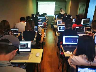 考研之路，教育咨詢?nèi)绾沃槐壑Α?8同城為例